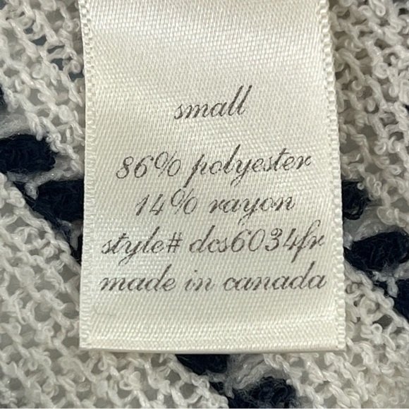 BOUTIQUE STYLE PULL OVER HALTER VEST - Picture 10 of 11